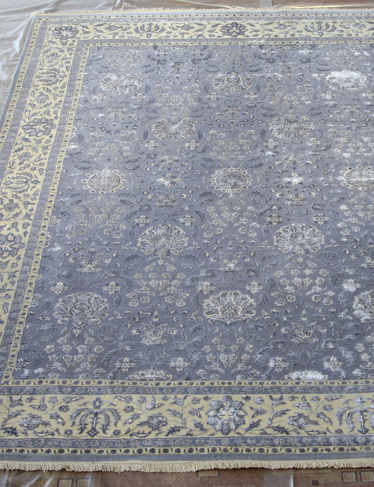 Индия шерсть шелк 14x14 - 798A - LAILAC/IVORY
