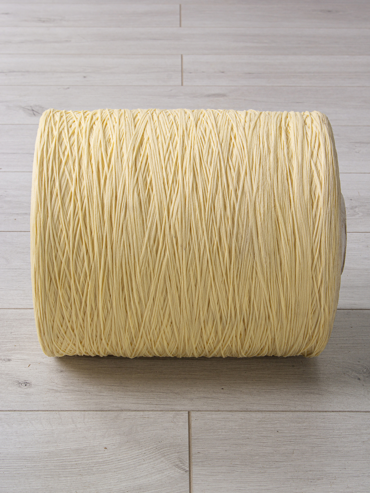 НИТКА 3 КГ BCF - 1264 - CREAM