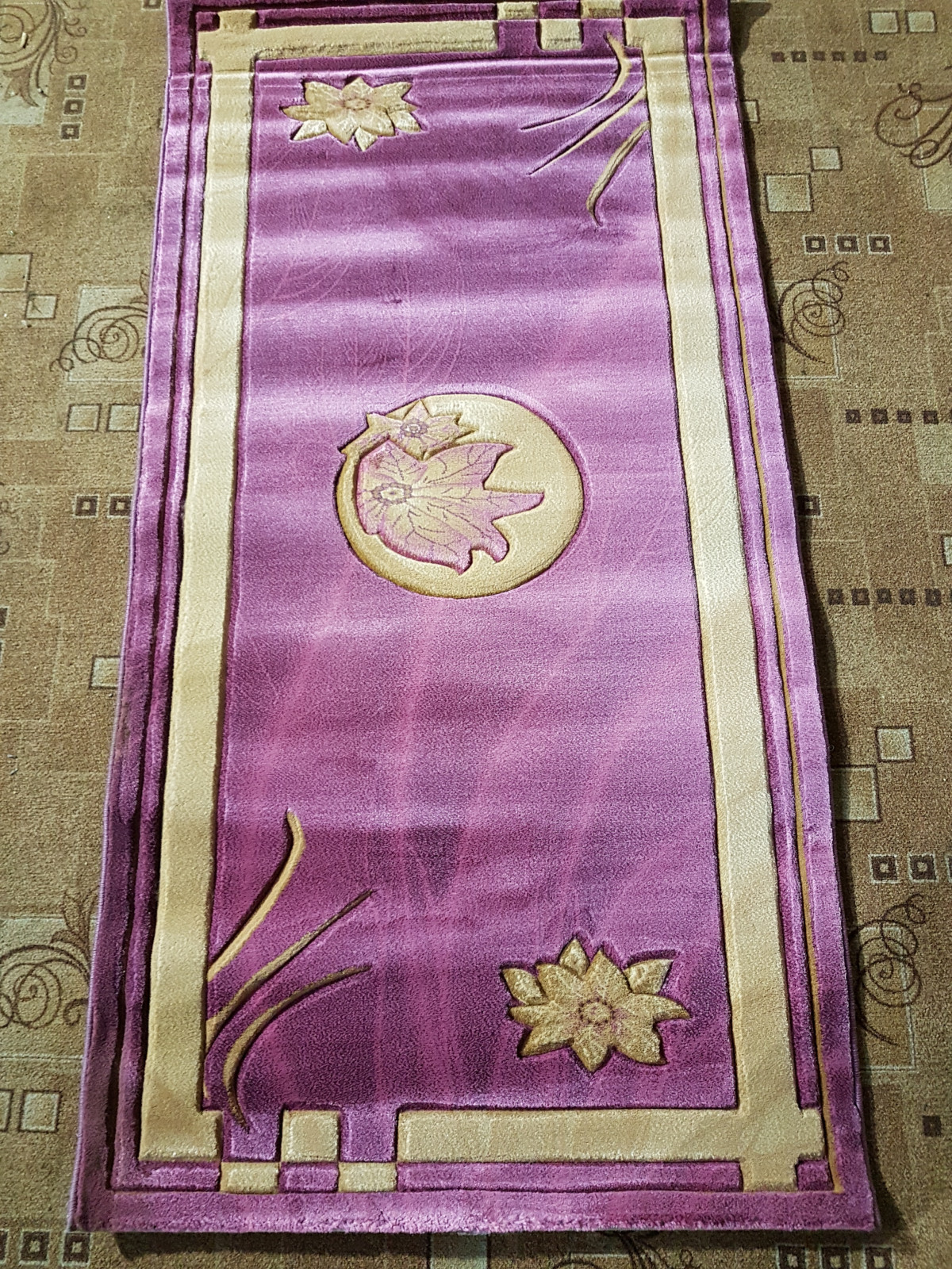 PACIFIC CARVING - 001 - VIOLET / CREAM