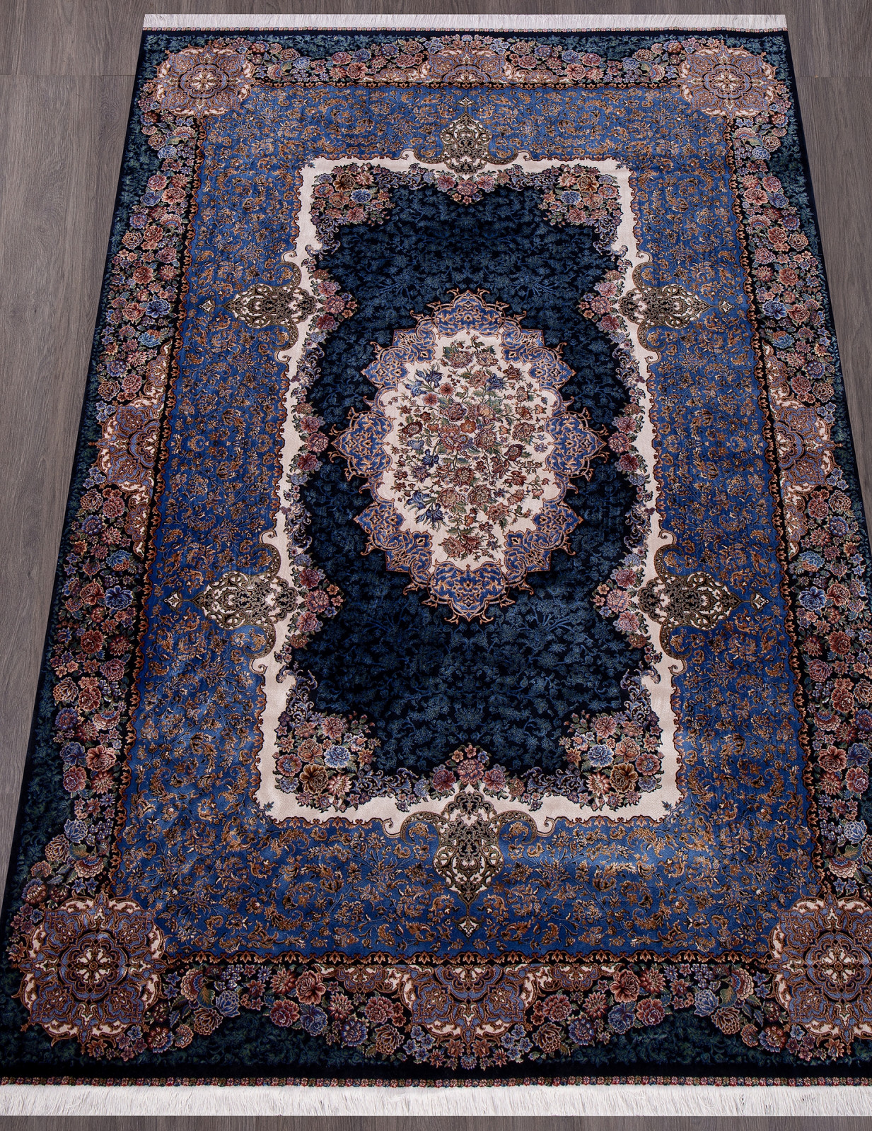 QUM - 633 - NAVY