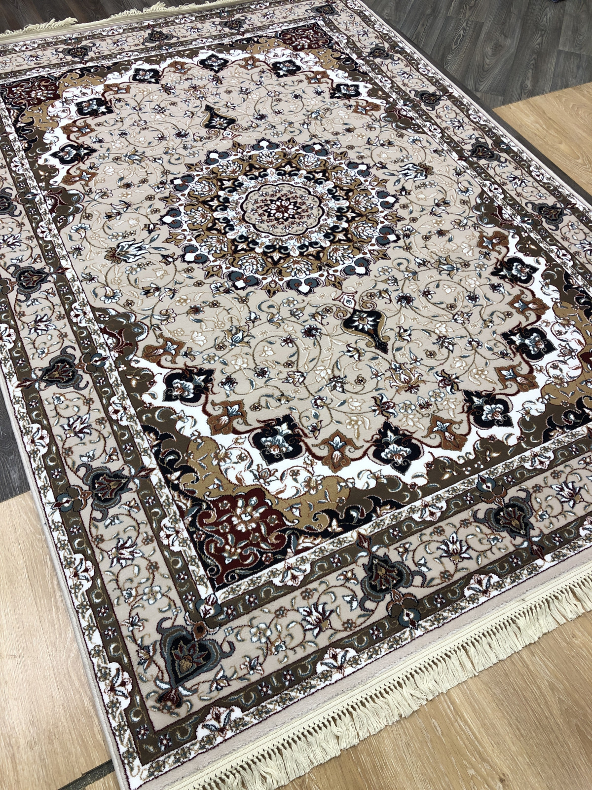 SHAHREZA - D747 - CREAM