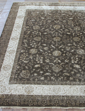 Индия шерсть шелк 14x14 - 818A - D.BROWN/IVORY