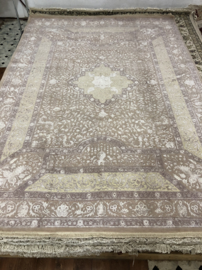 Индия шерсть шелк 14x14 - 818A - IVORY/PURPE